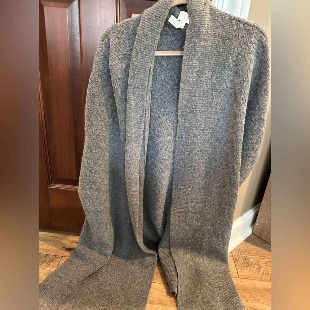 Heather Gray Knit Sleeveless Cardigan